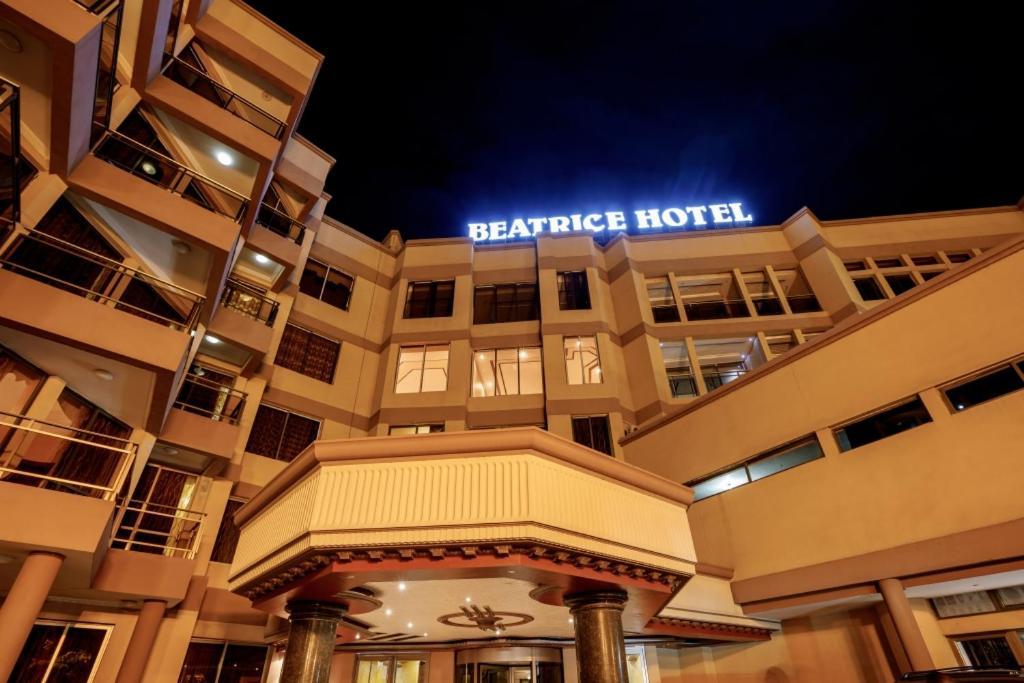 Beatrice Hotel Kinshasa Luaran gambar