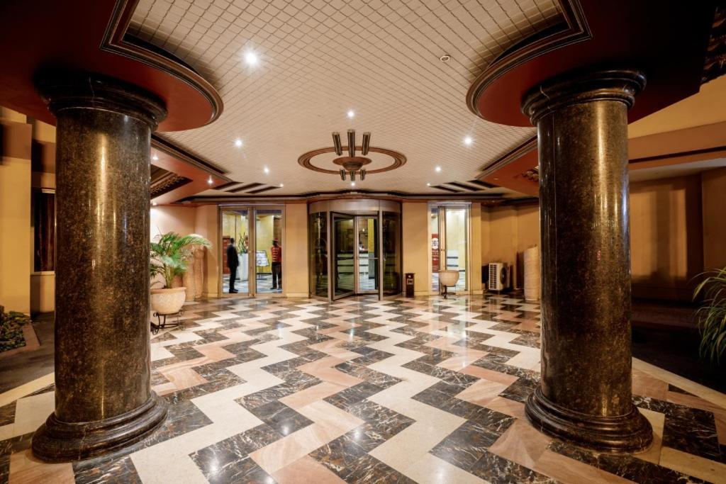 Beatrice Hotel Kinshasa Luaran gambar