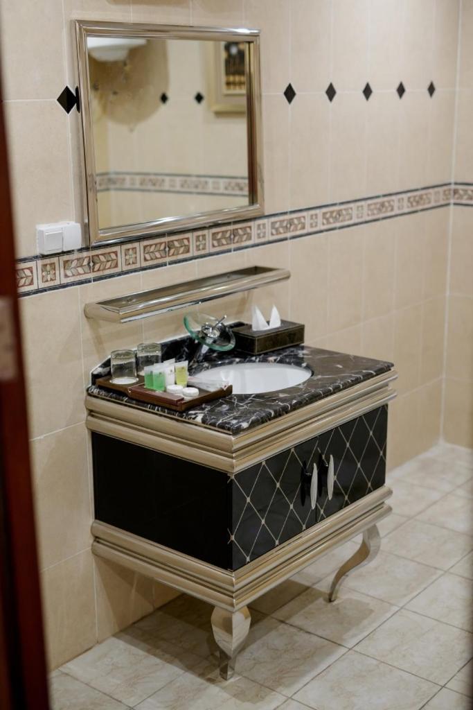 Beatrice Hotel Kinshasa Luaran gambar